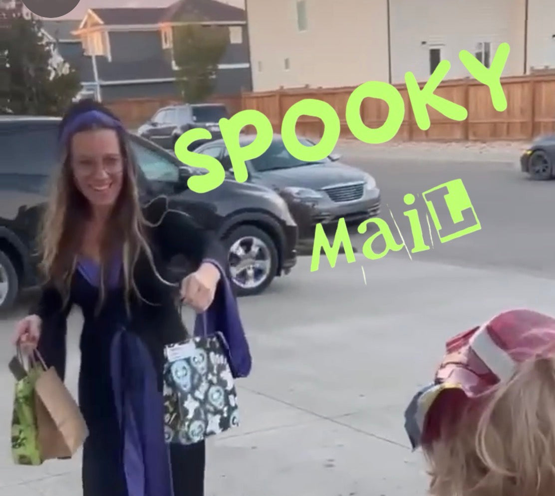 SPOOKY MAIL - Kids - 1 Delivery