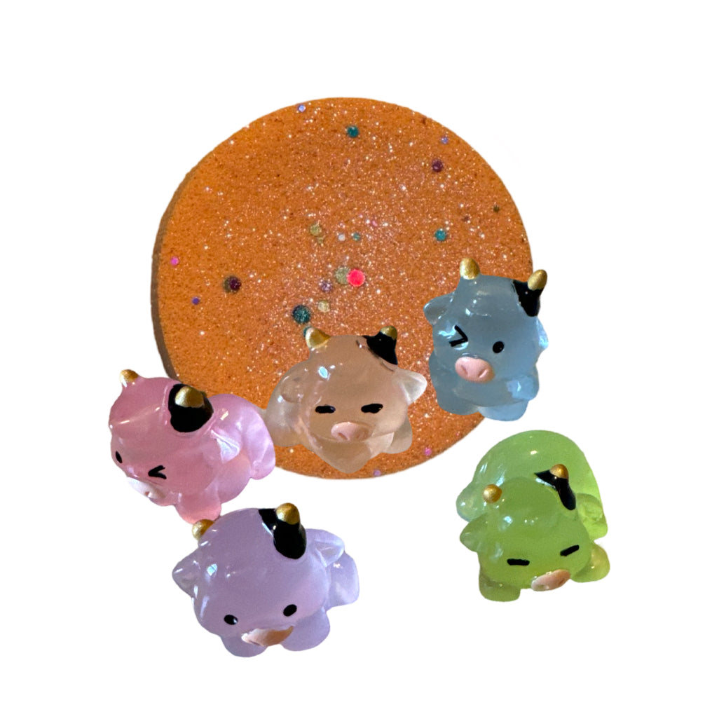 Bath Bomb - Cute Cow Surprise - Peach Candy -  AGES 3+ Toy Inside